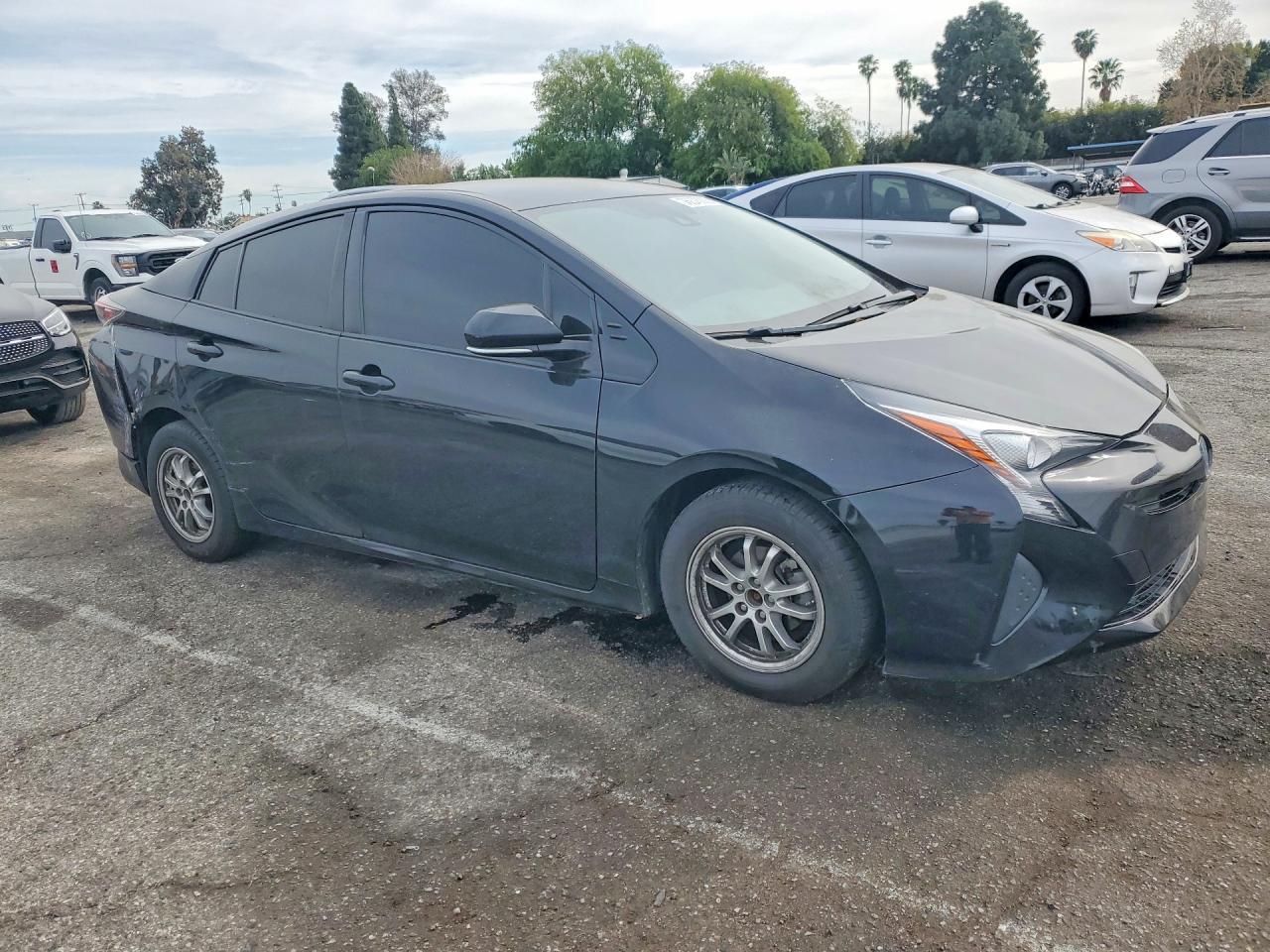 2017 Toyota Prius - Фото 4