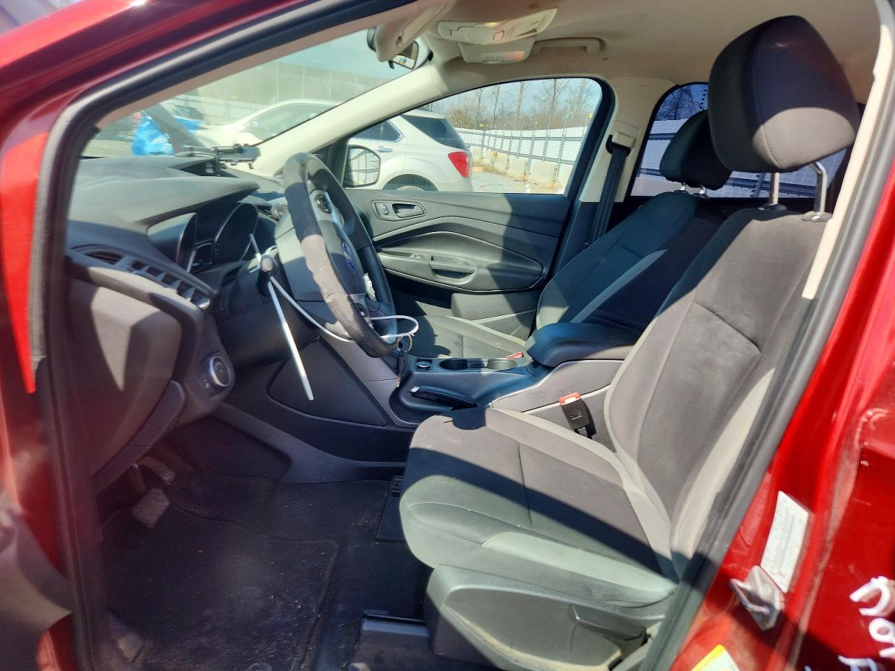 2016 Ford Escape S - Фото 7