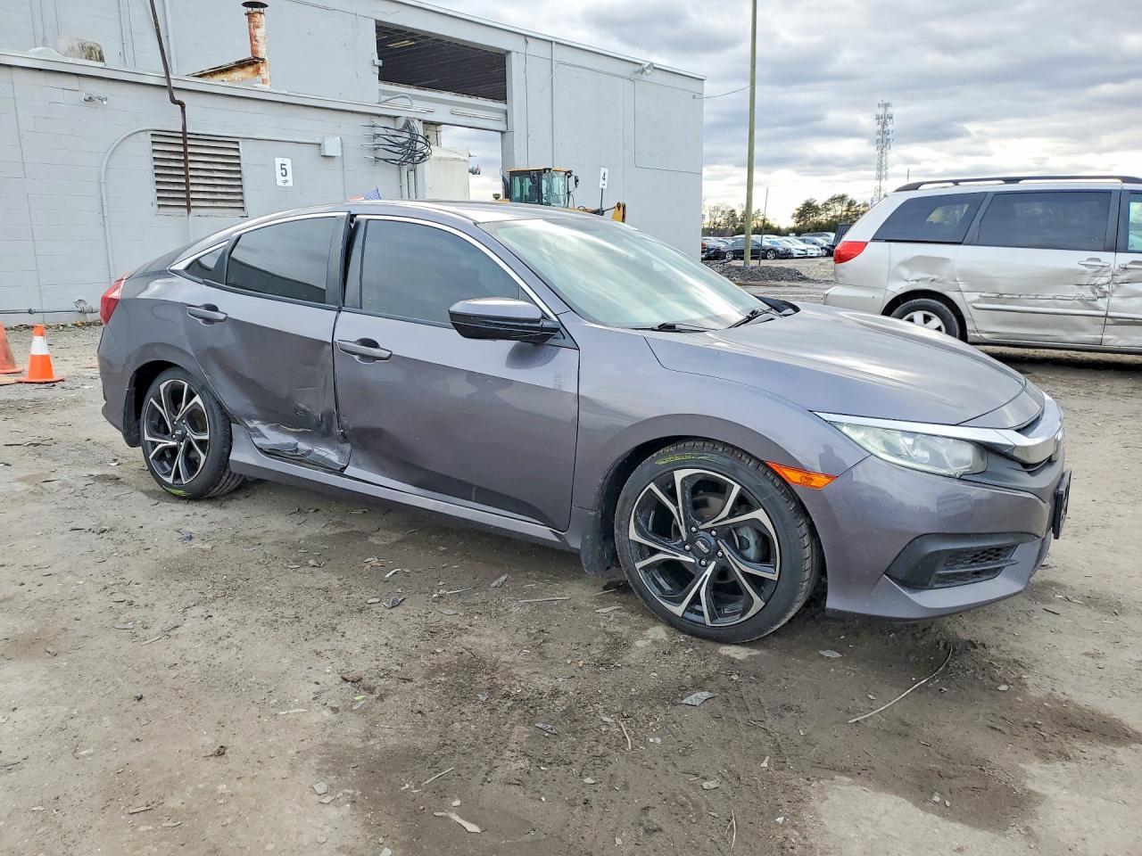 2016 Honda Civic Lx - Image 4