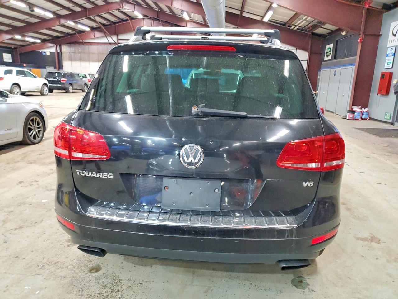 2013 Volkswagen Touareg V6 - Image 6