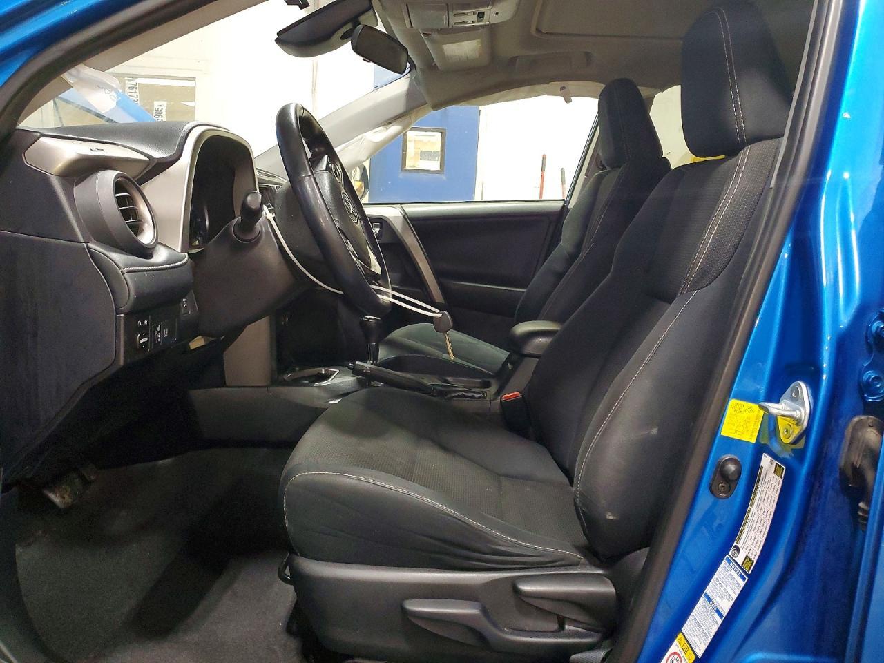 2017 Toyota Rav4 Xle - Image 7