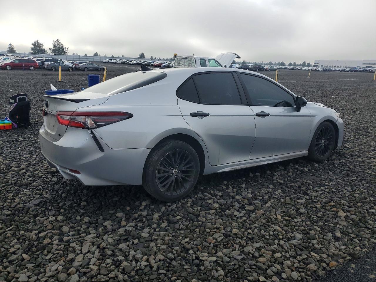 2022 Toyota Camry Night Shade - Фото 3