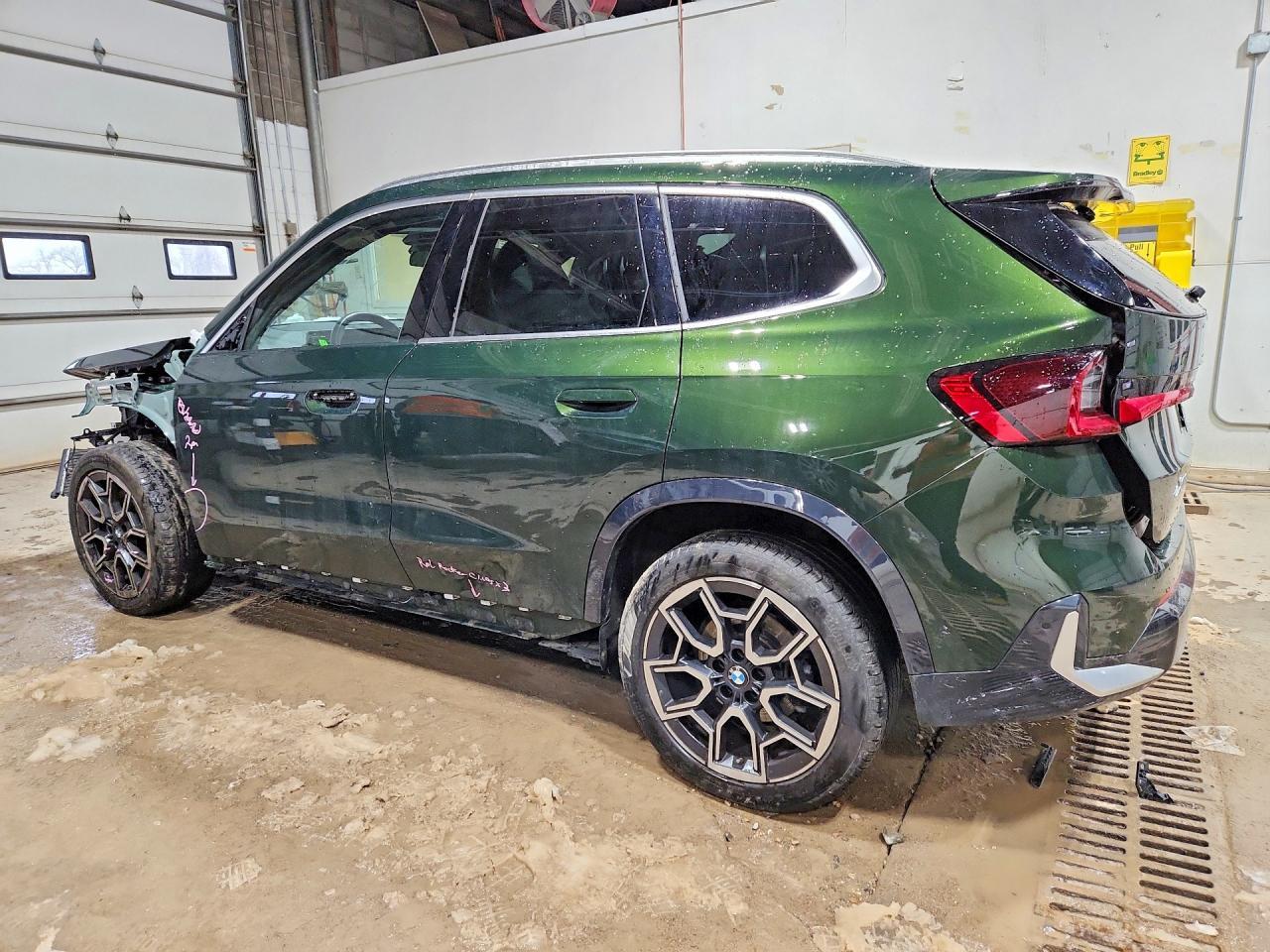 2024 BMW X1 xDrive28I - Фото 2