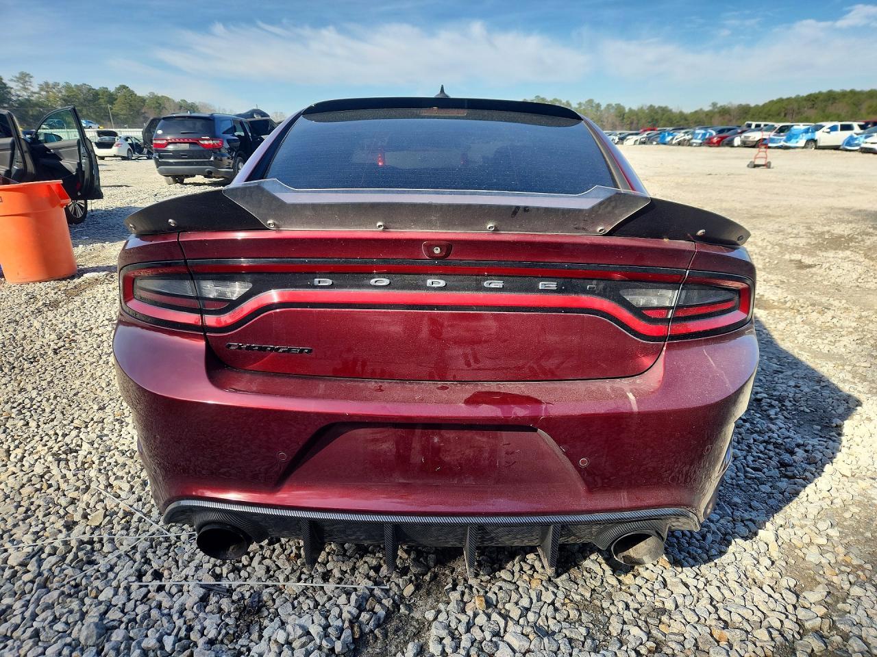 2017 Dodge Charger R - Фото 6