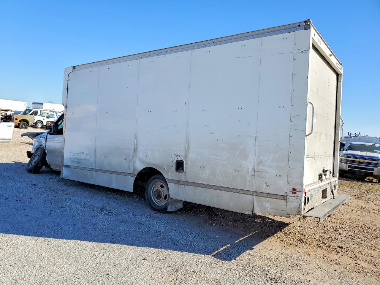 2022 Ford E450 Delivery Truck - Image 2