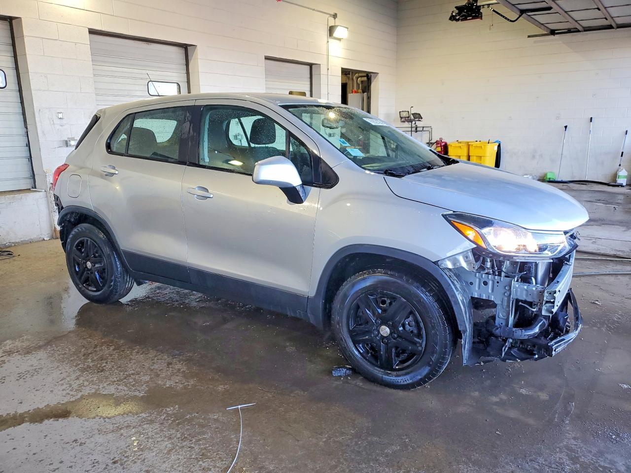2018 Chevrolet Trax Ls - Image 4