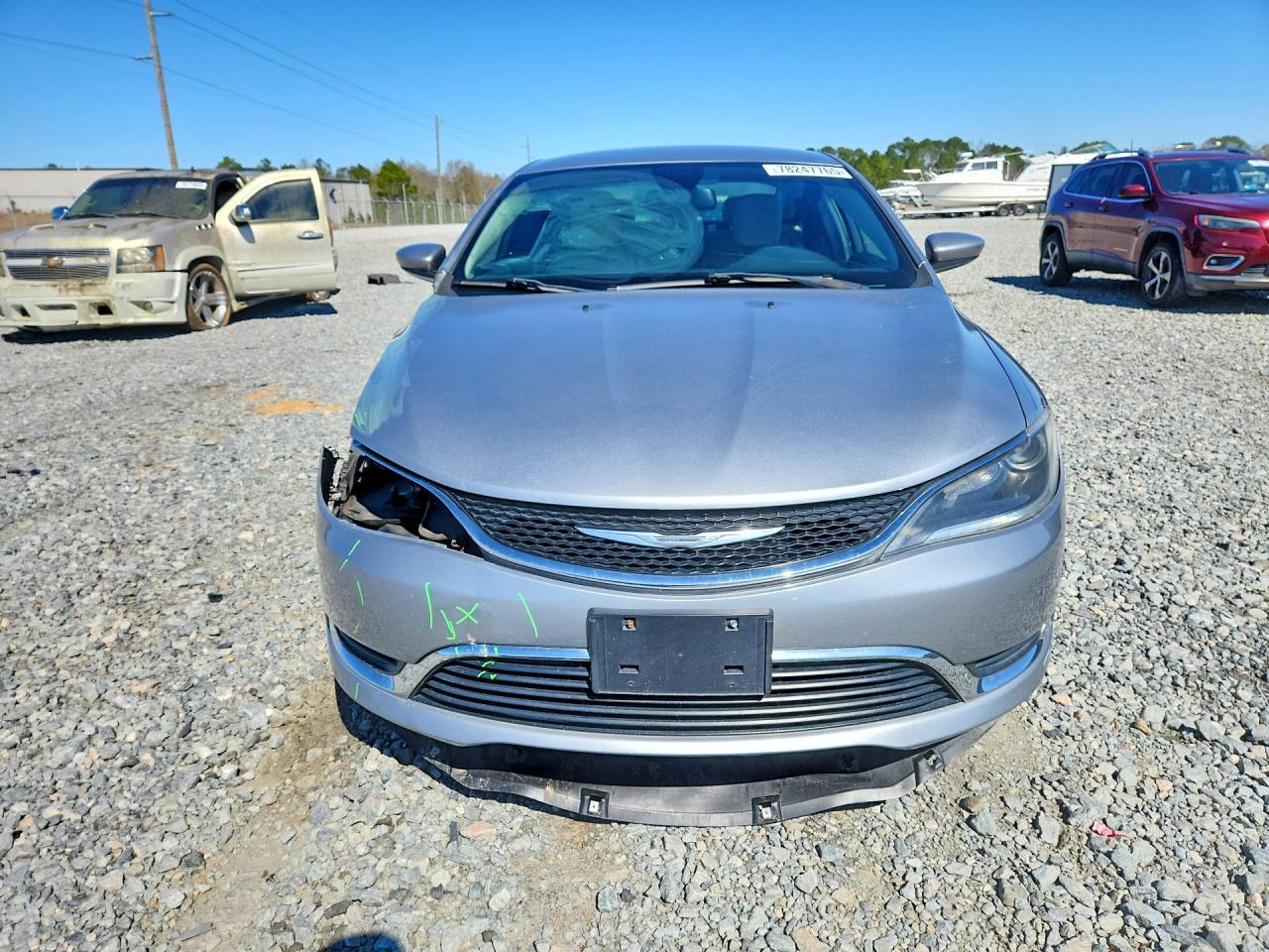 2016 Chrysler 200 Limited - Image 5