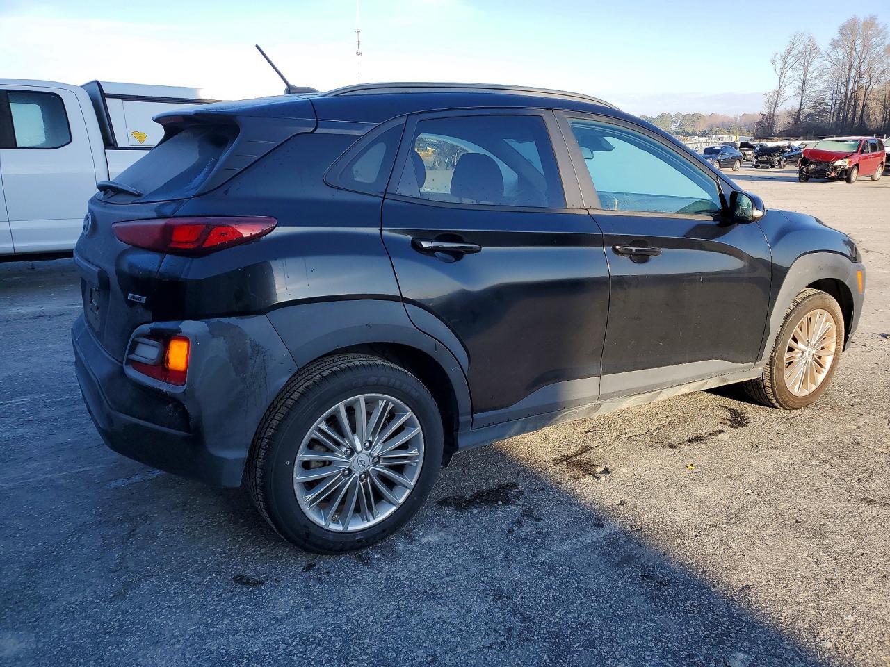 2021 Hyundai Kona Sel - Фото 3