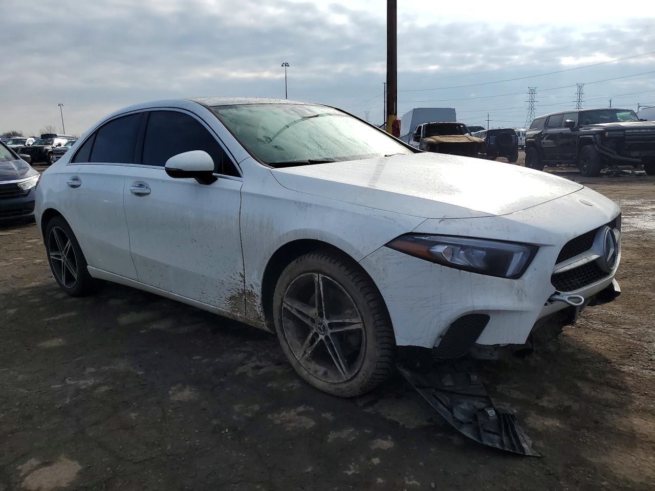 2019 Mercedes-Benz A 220 4Matic - Image 4