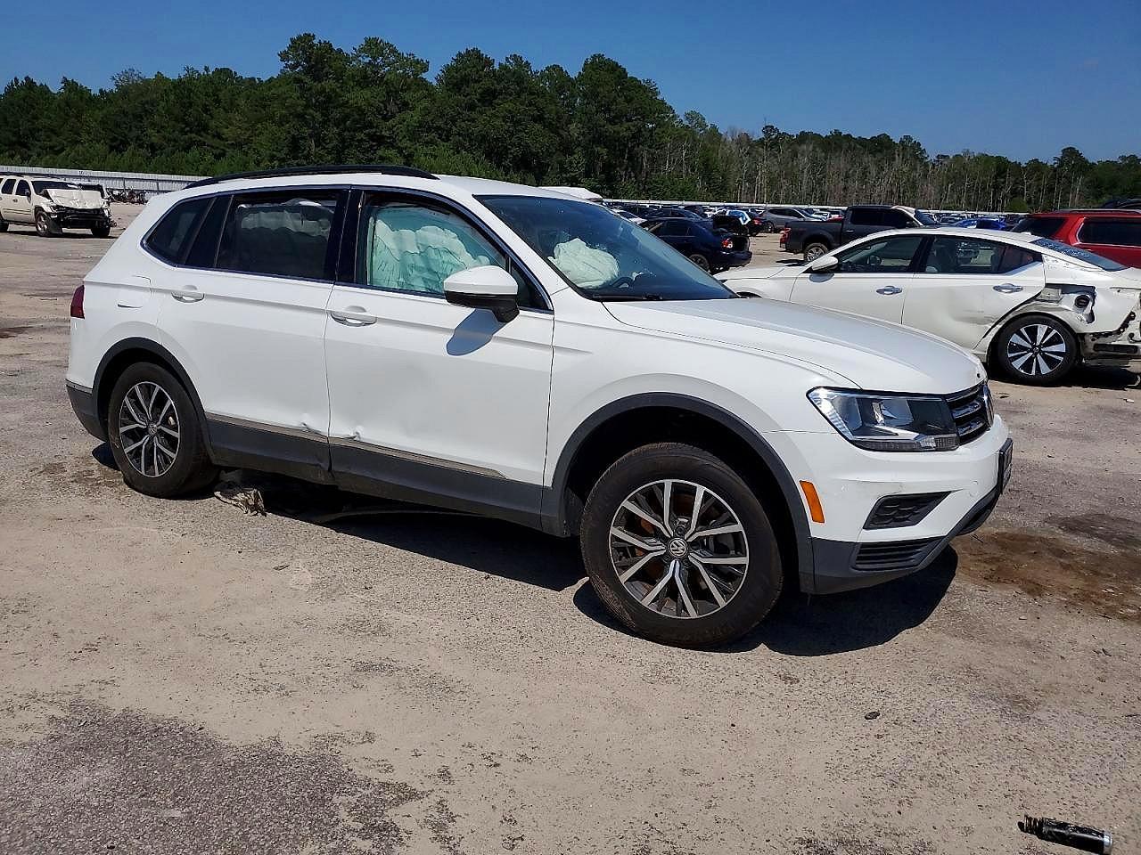 2020 Volkswagen Tiguan Se - Image 4