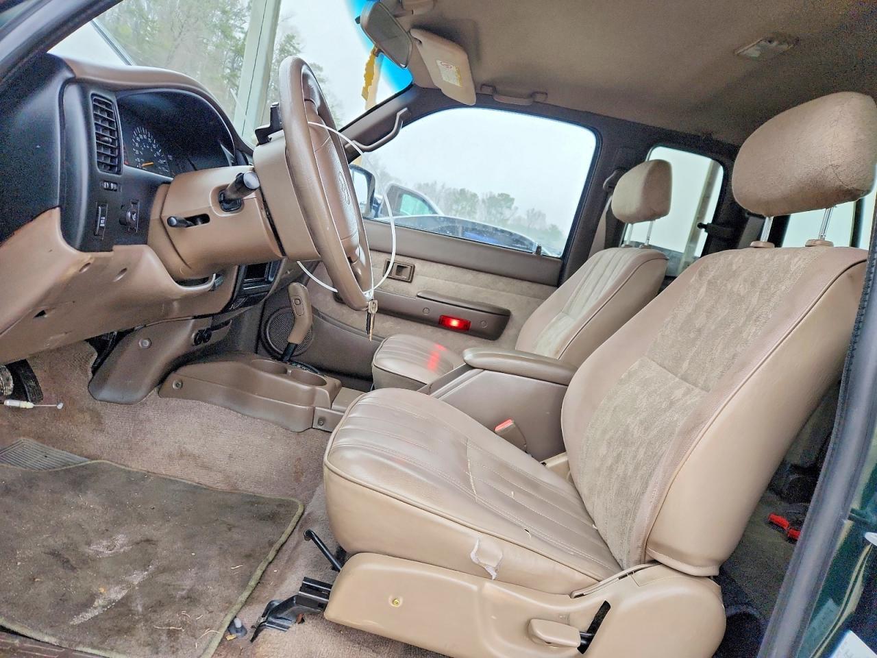 2000 Toyota Tacoma Xtracab Prerunner - Image 7