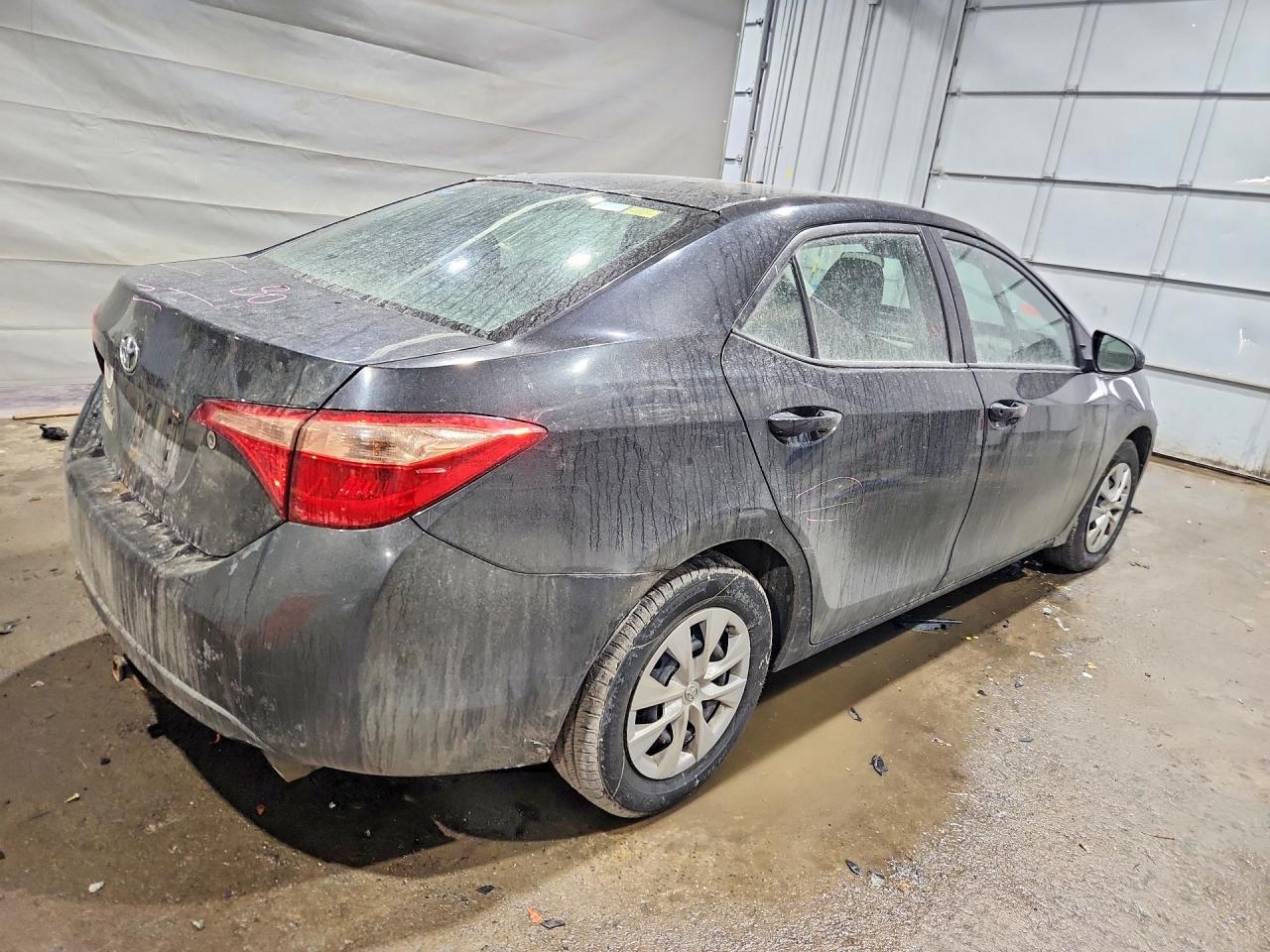 2017 Toyota Corolla L - Фото 3