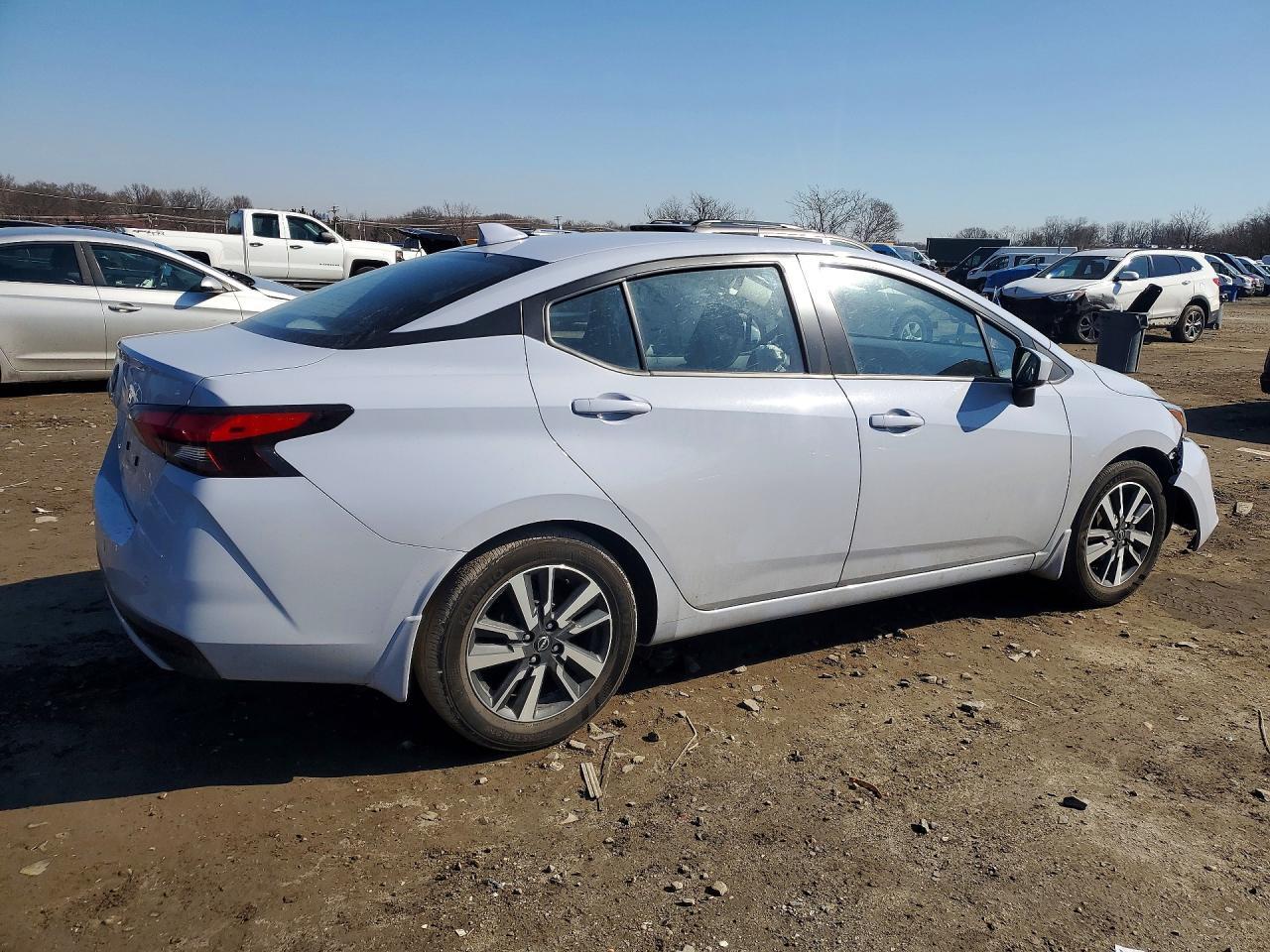 2025 Nissan Versa Sv - Фото 3
