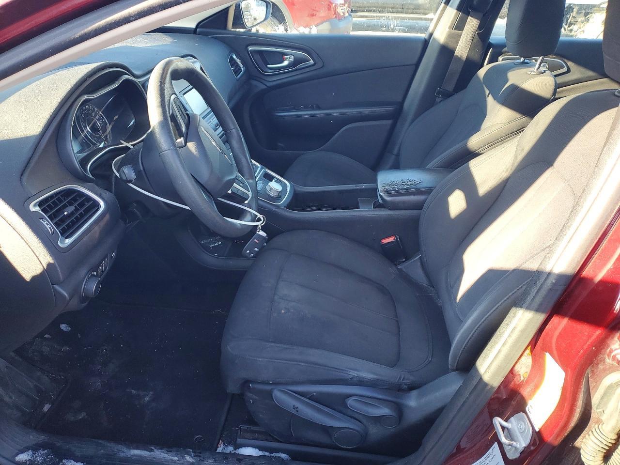 2015 Chrysler 200 Limited - Фото 7