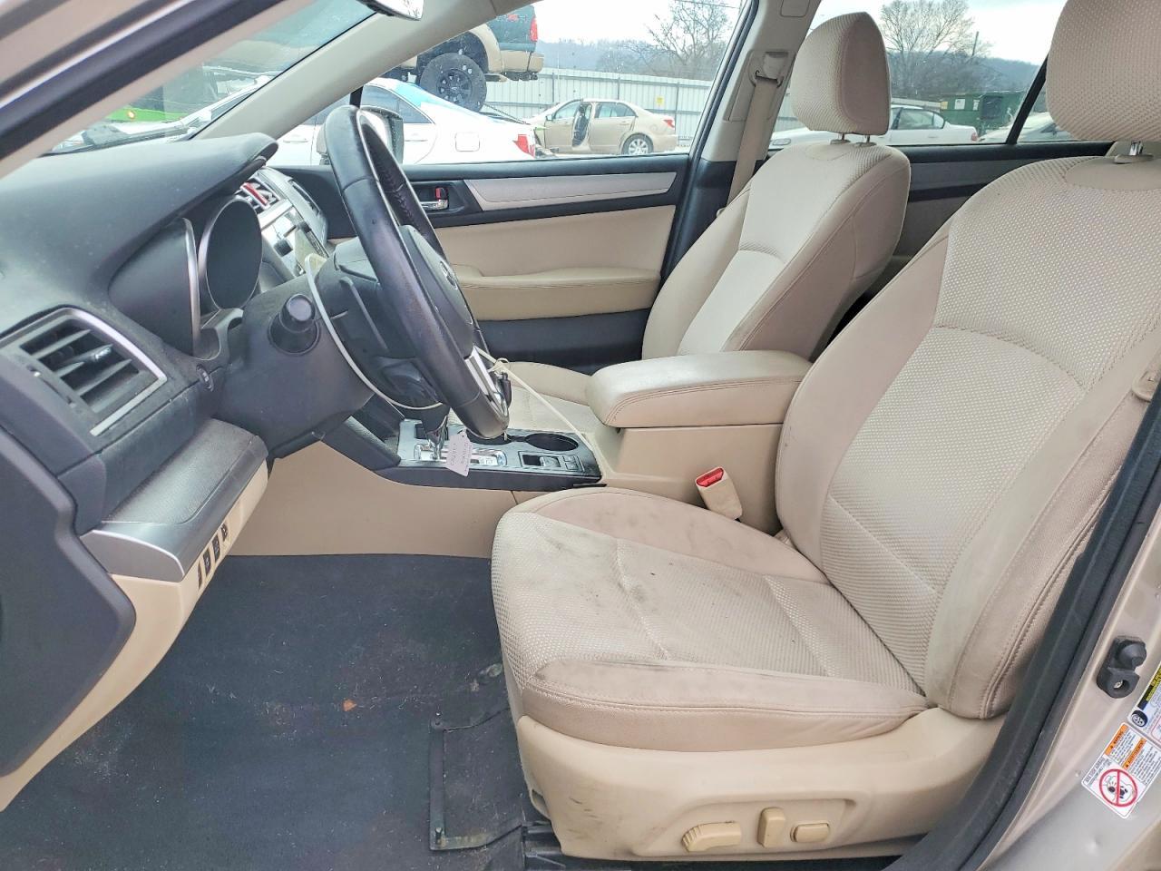 2017 Subaru Outback 2.5I Premium - Image 7