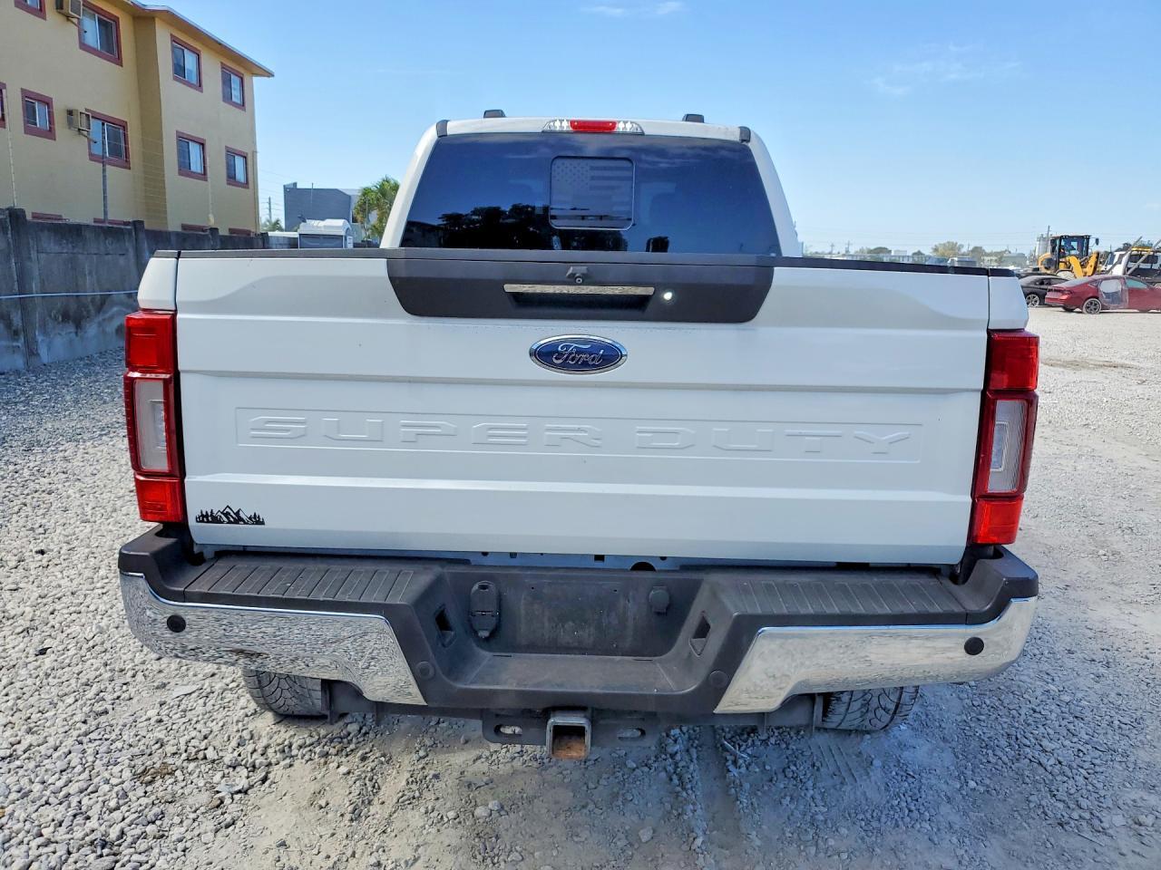 2021 Ford F250 Super Duty - Фото 6