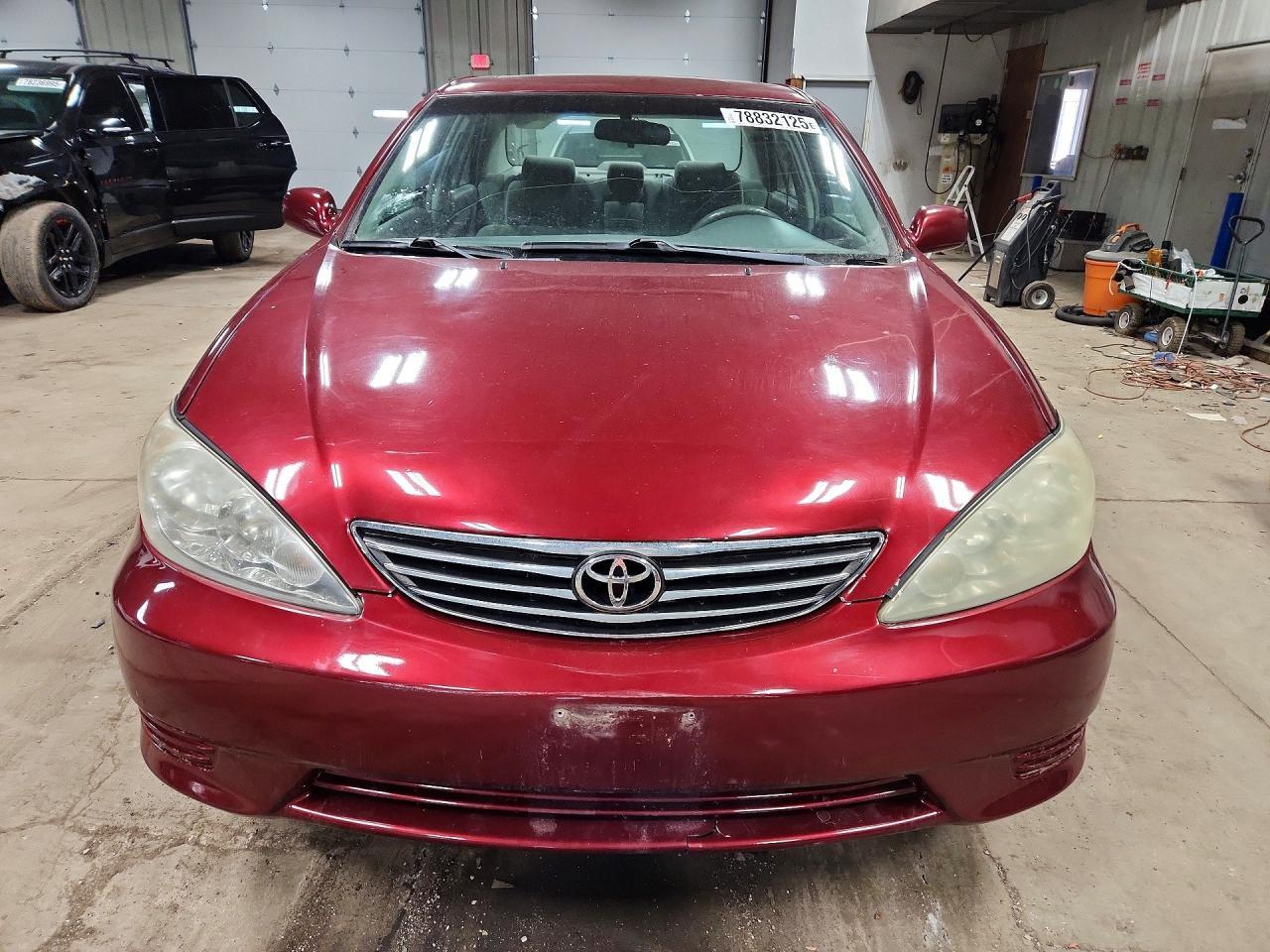 2005 Toyota Camry Le V6 - Фото 5