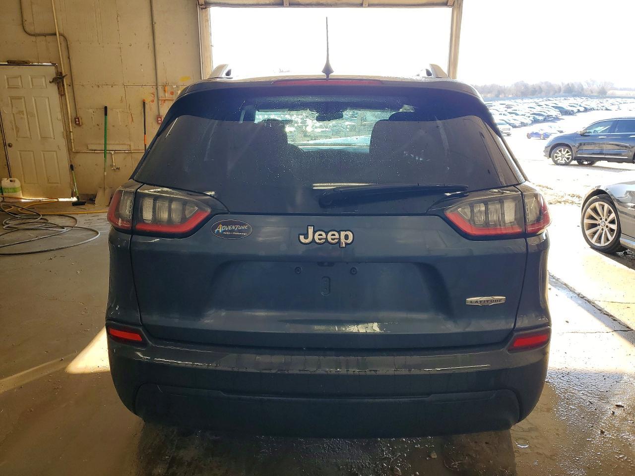 2020 Jeep Cherokee Latitude - Фото 6