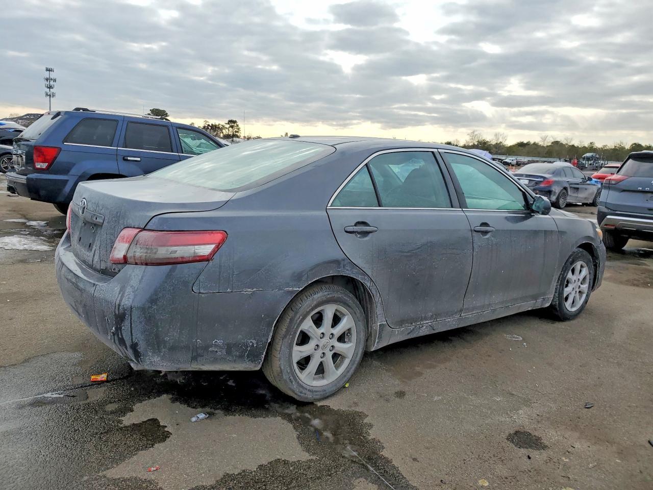 2011 Toyota Camry Base - Image 3