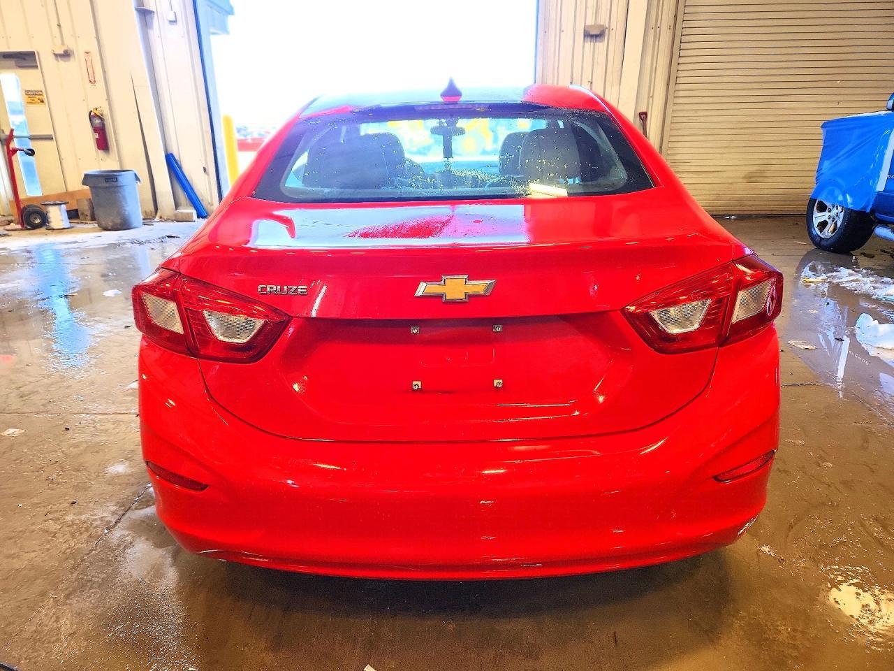 2017 Chevrolet Cruze Ls - Image 6