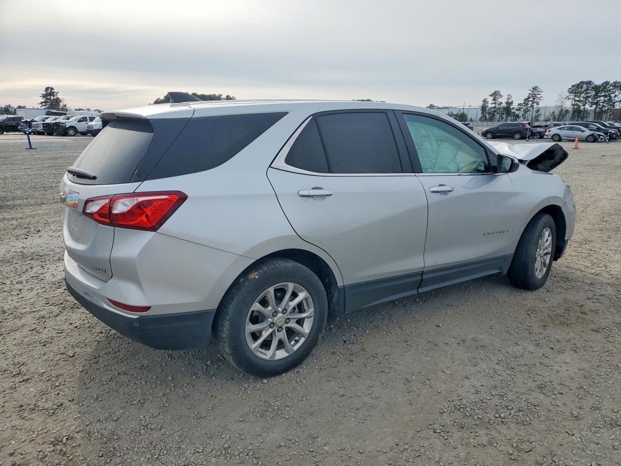 2021 Chevrolet Equinox Lt - Фото 3