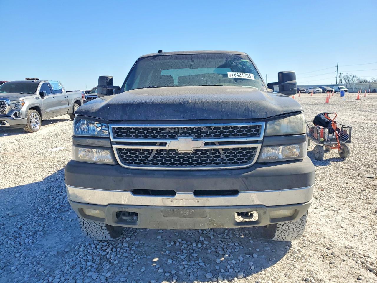 2005 Chevrolet Silverado C2500 Heavy Duty - Image 5