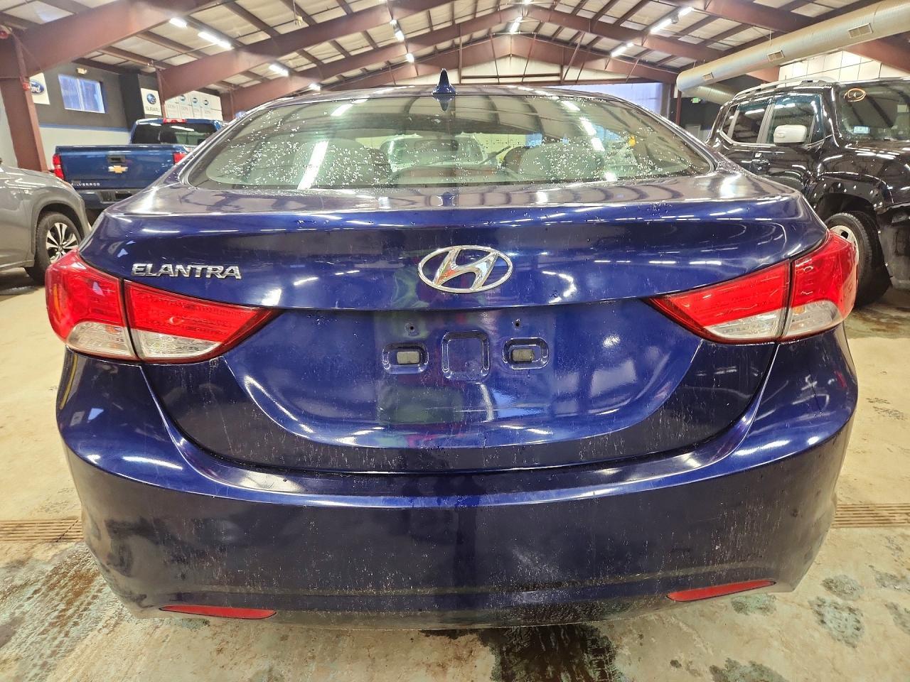 2011 Hyundai Elantra Gls - Фото 6