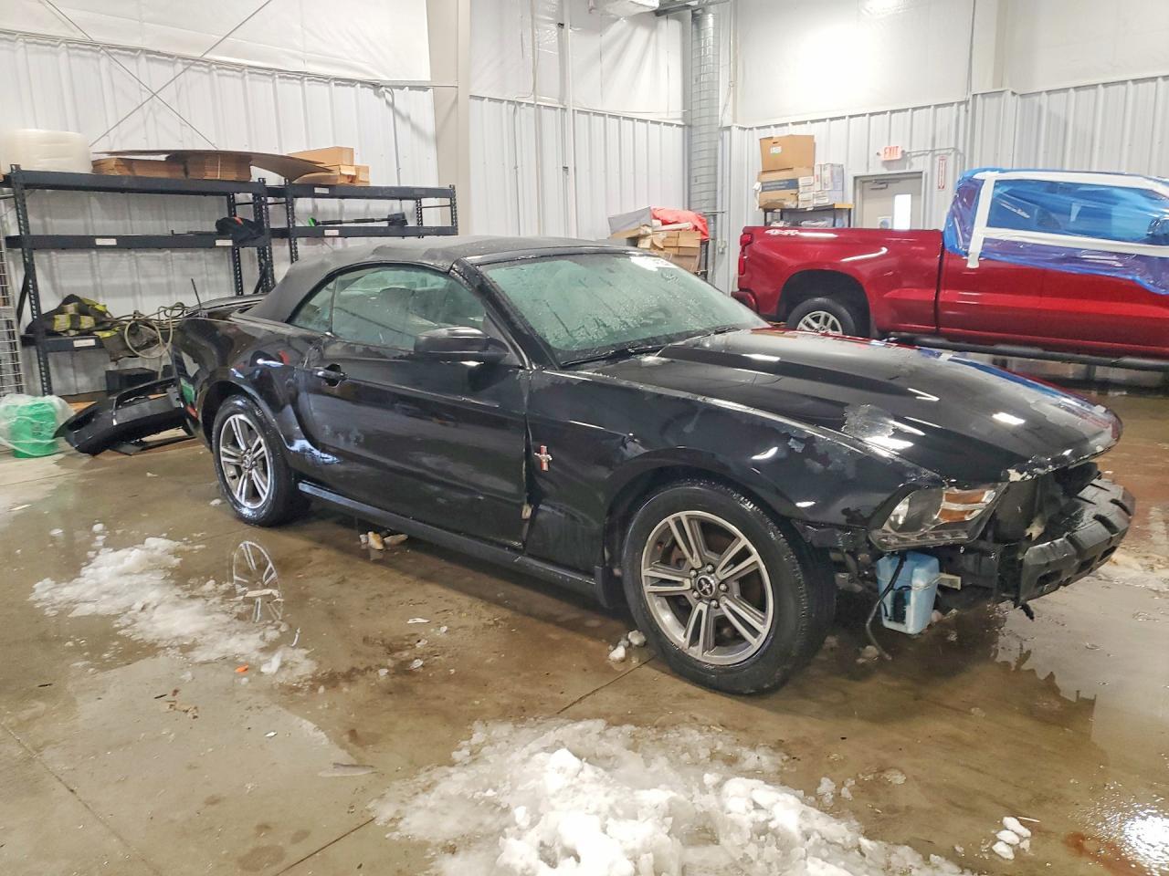 2010 Ford Mustang - Фото 4