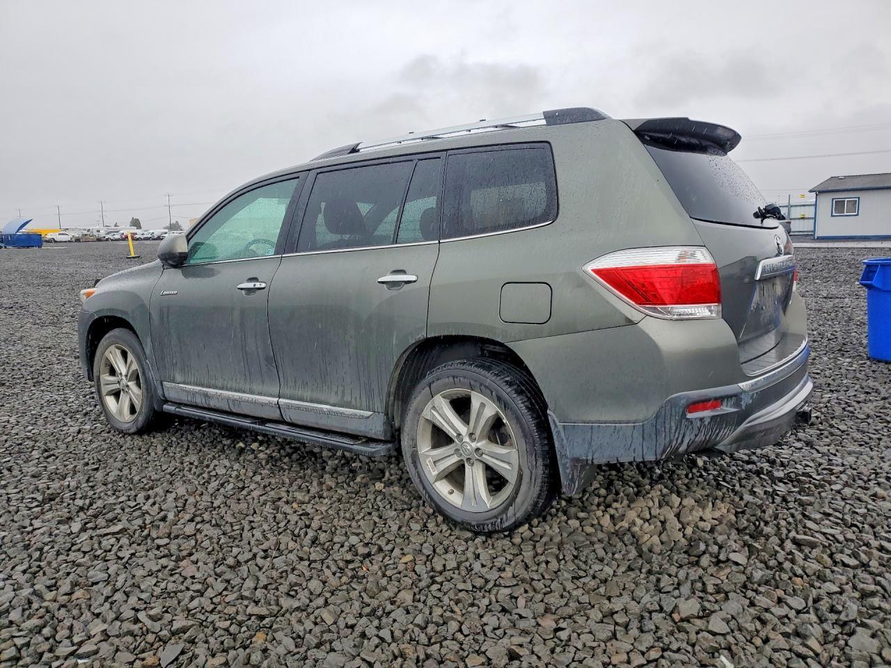 2012 Toyota Highlander Limited - Image 2
