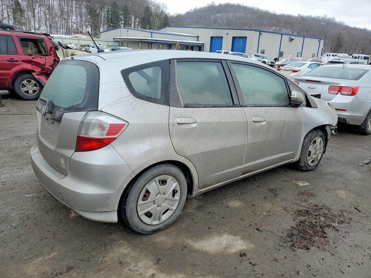 2013 Honda Fit - Фото 3