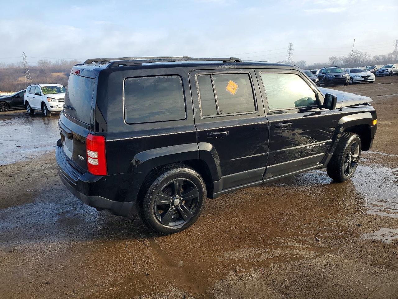 2016 Jeep Patriot Latitude - Image 3