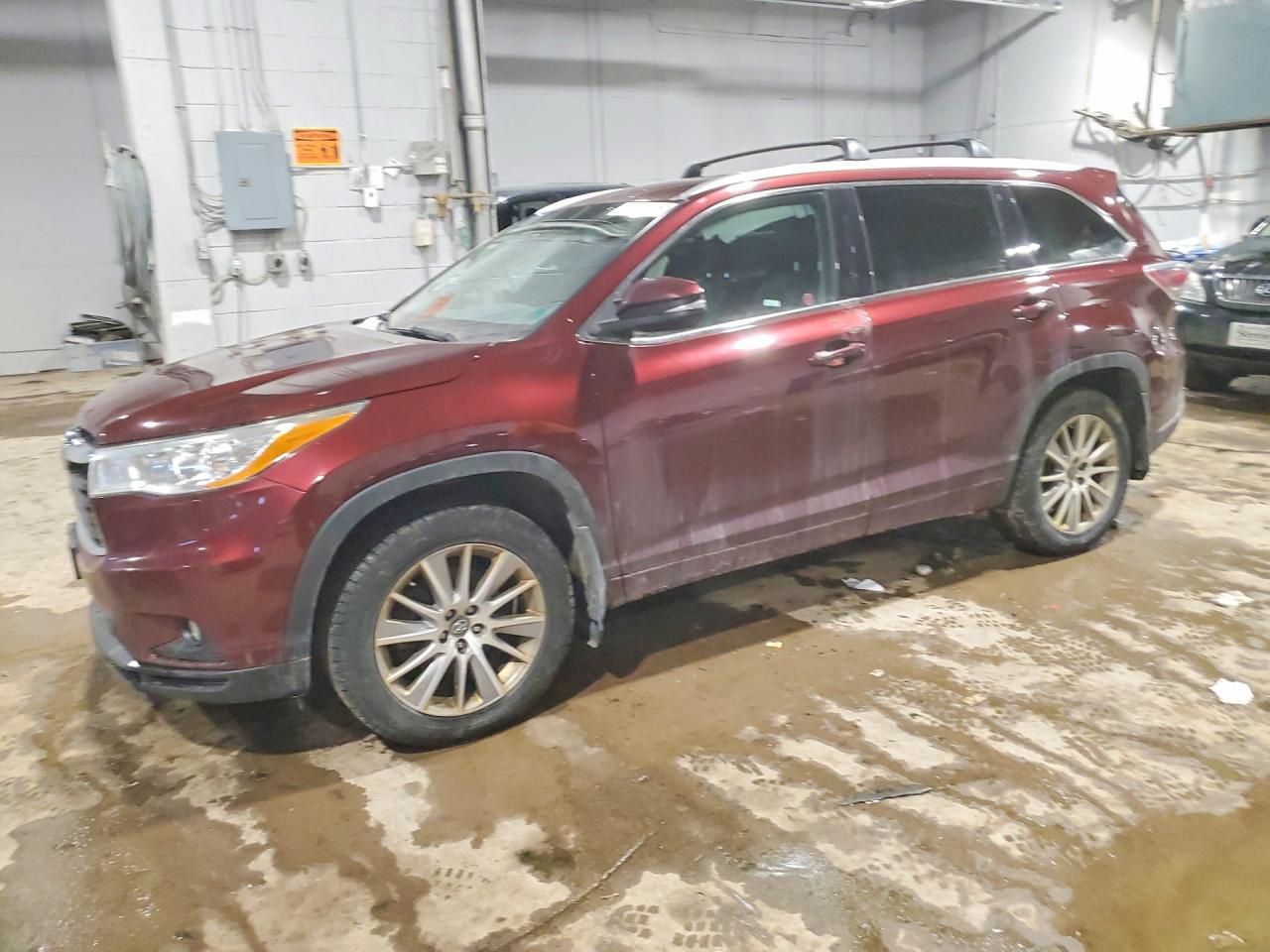 2016 Toyota Highlander Xle