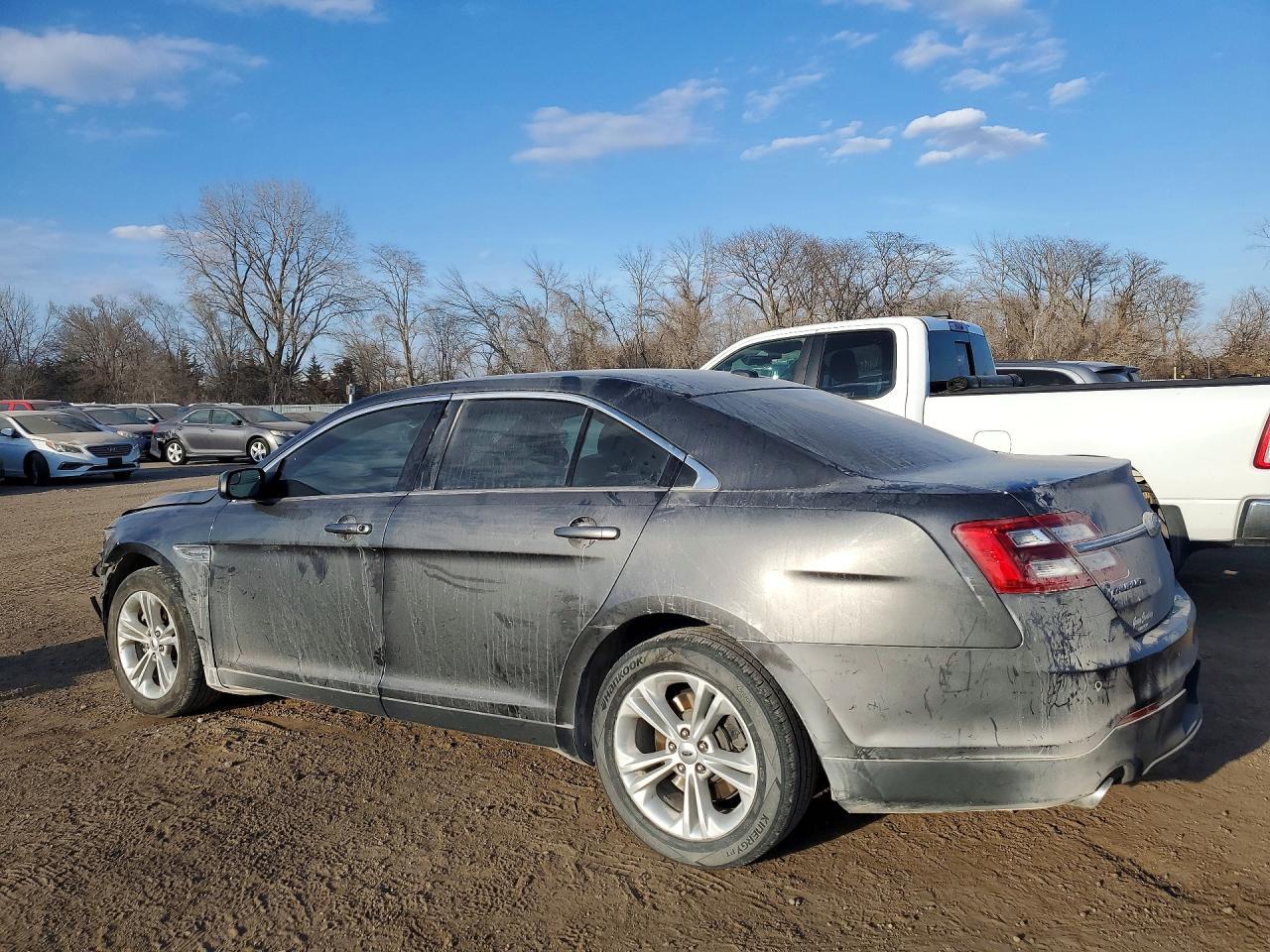 2017 Ford Taurus Sel - Фото 2