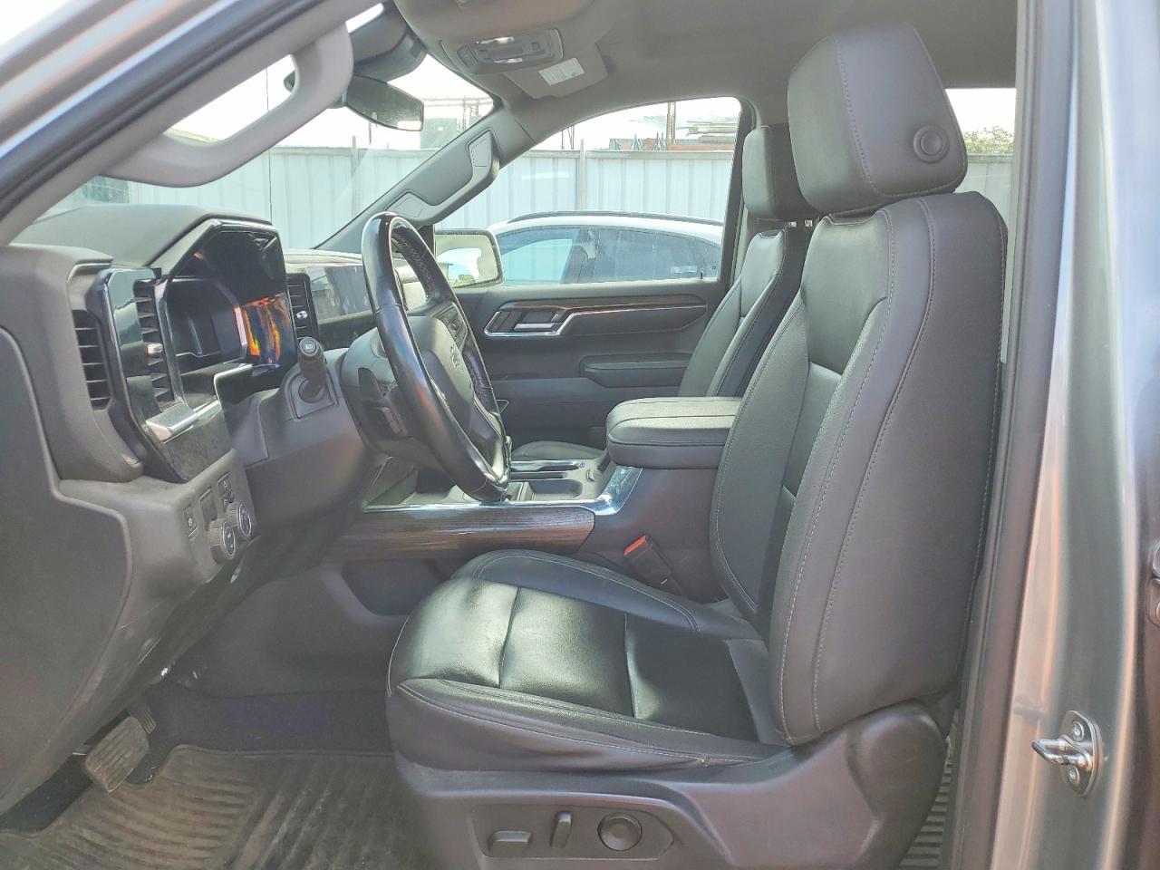 2023 Chevrolet Silverado 1500 Rst - Фото 7