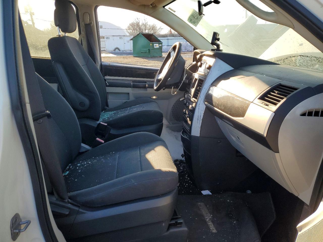 2010 Dodge Grand Caravan Sxt - Image 7