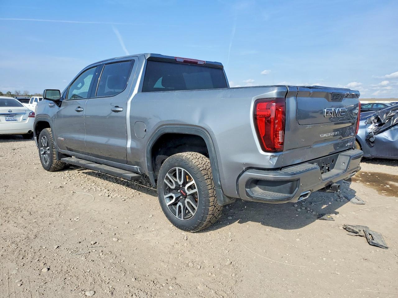 2021 GMC Sierra K1500 At4 - Image 2