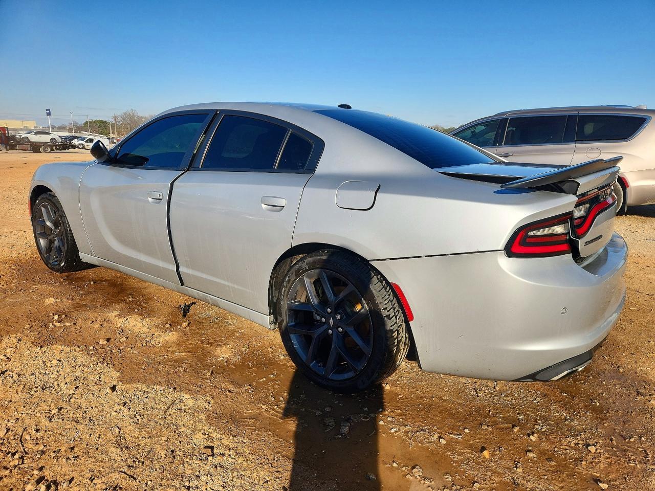 2022 Dodge Charger Sxt - Image 2
