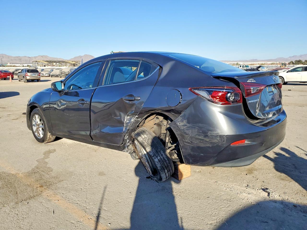 2016 Mazda 3 Touring - Фото 2