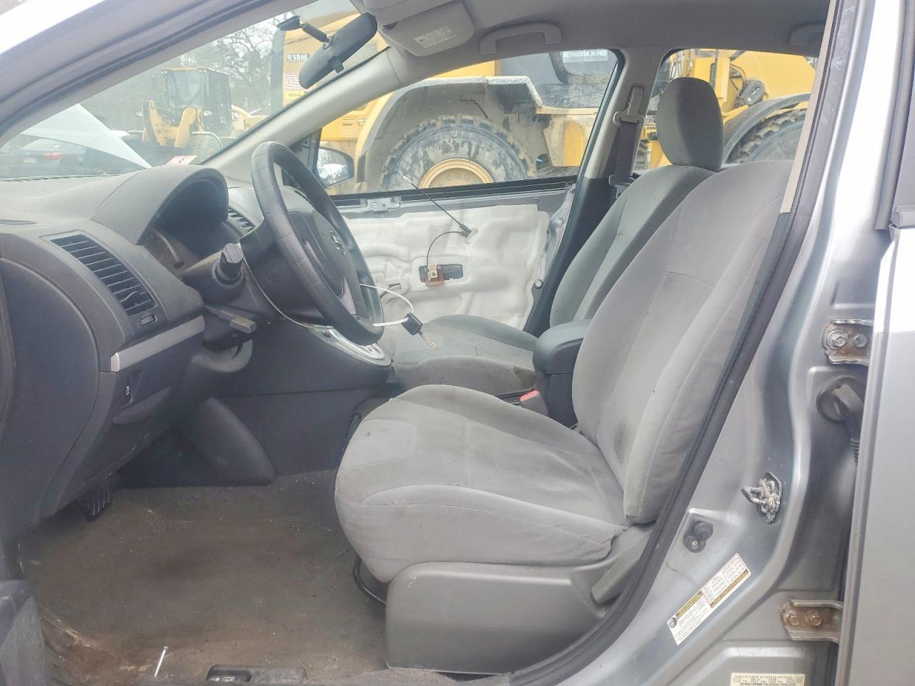 2012 Nissan Sentra 2.0 - Image 7