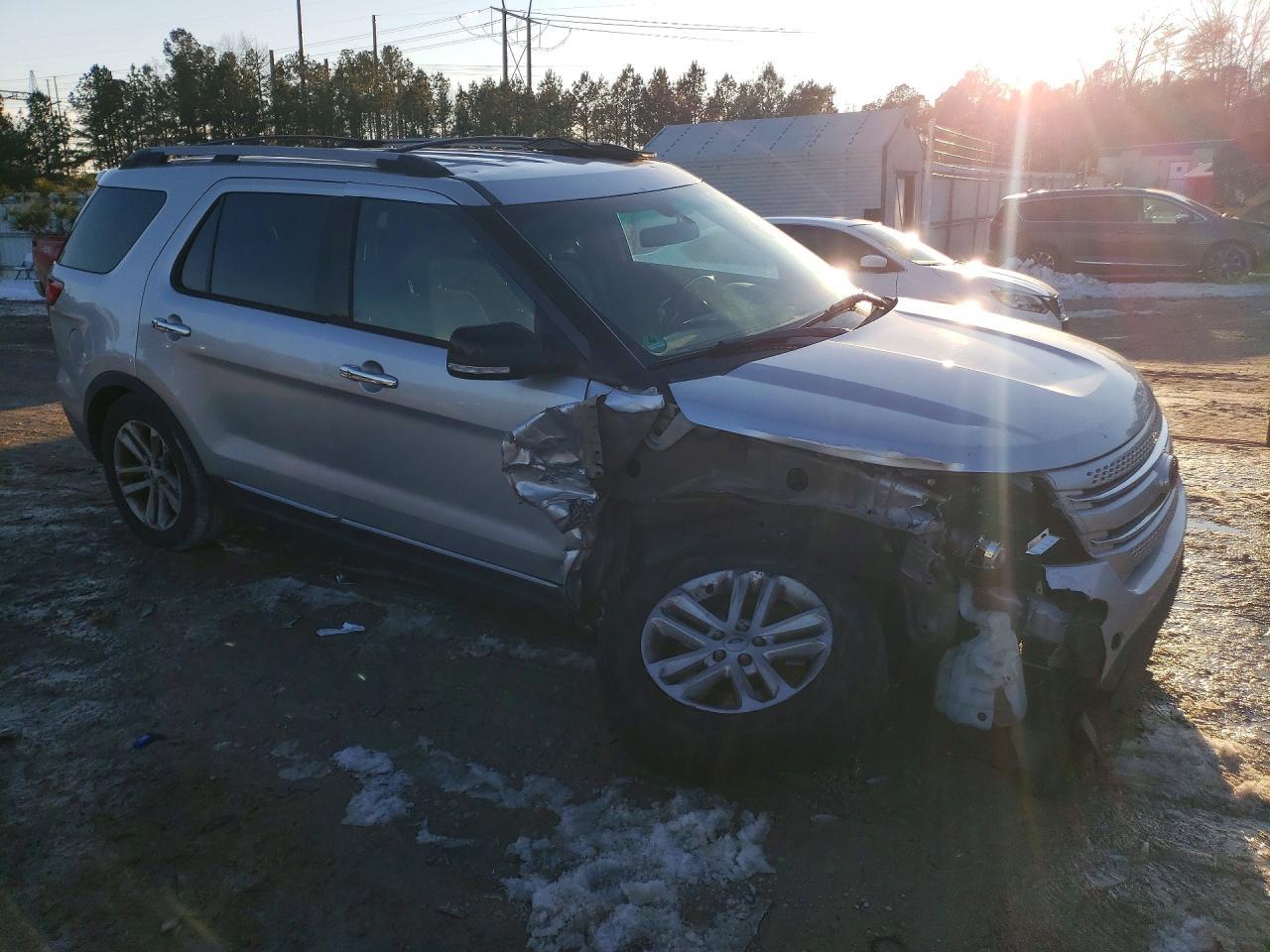 2013 Ford Explorer Xlt - Image 4