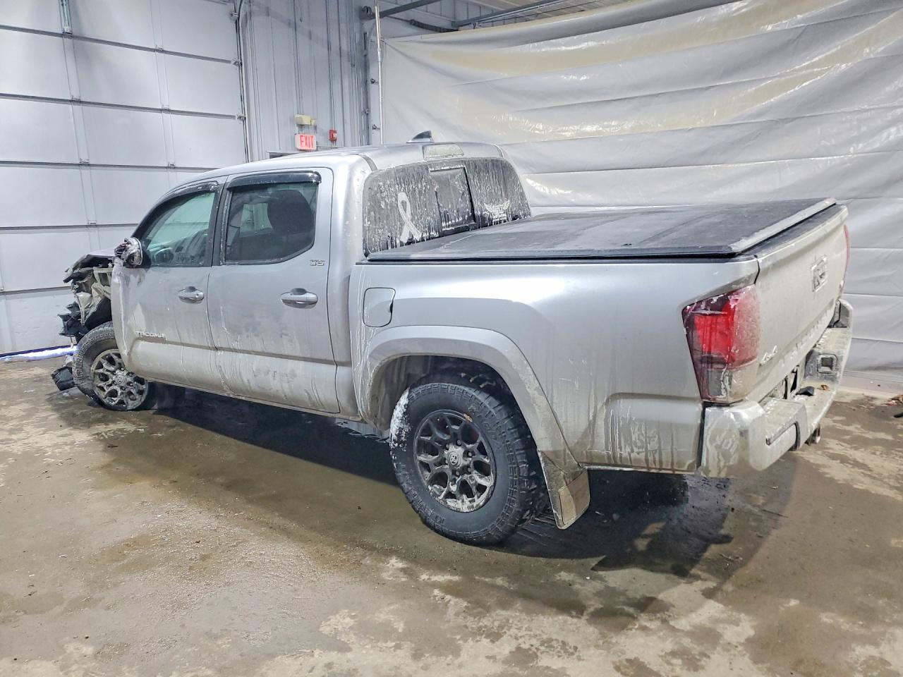 2019 Toyota Tacoma Double Cab - Image 2