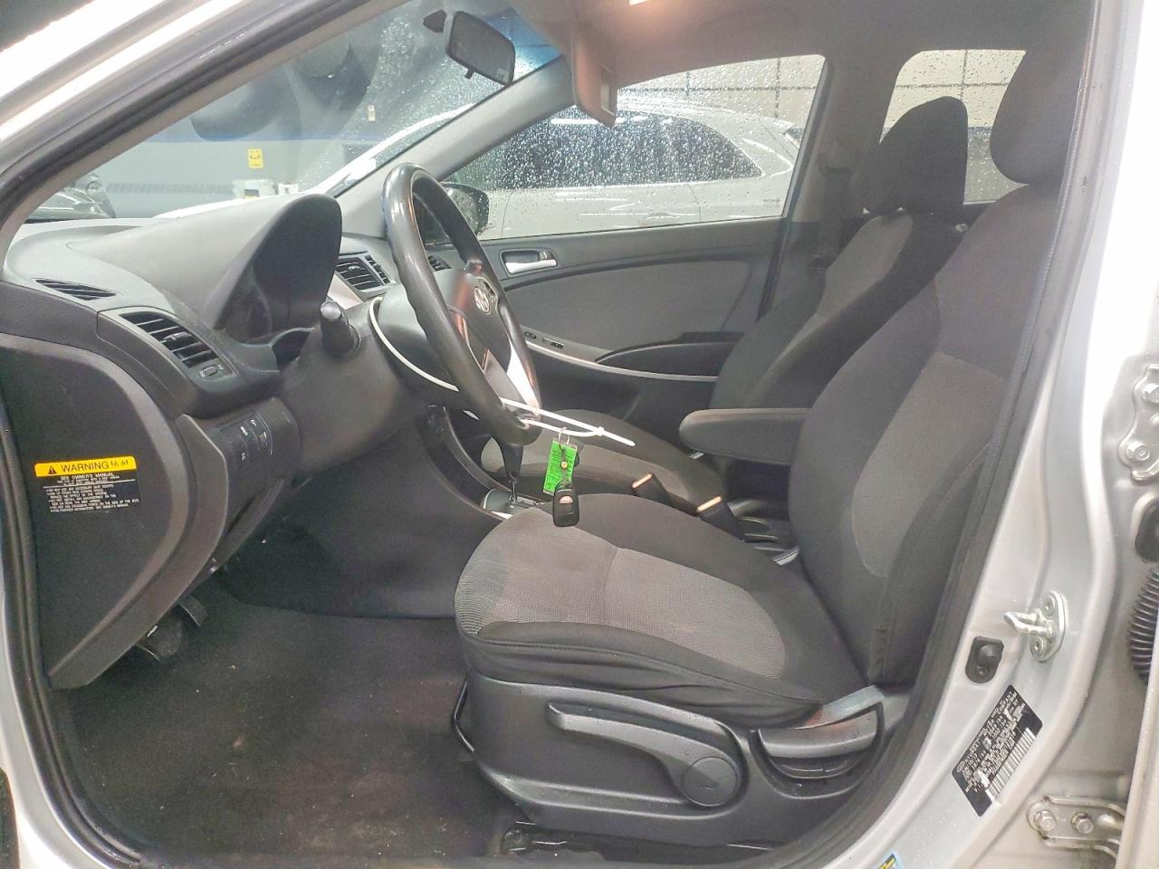 2013 Hyundai Accent Gls - Image 7