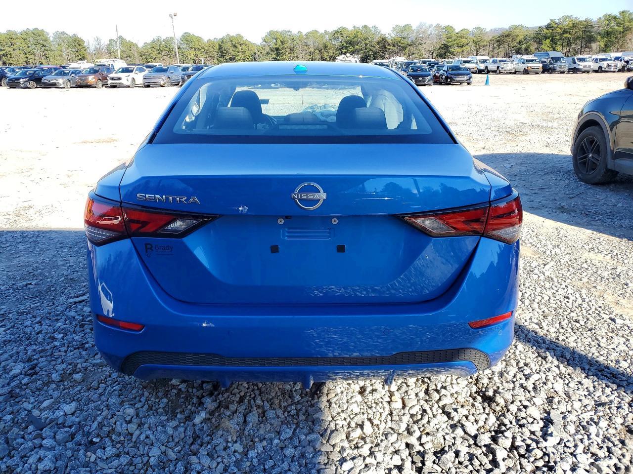 2025 Nissan Sentra Sv - Image 6
