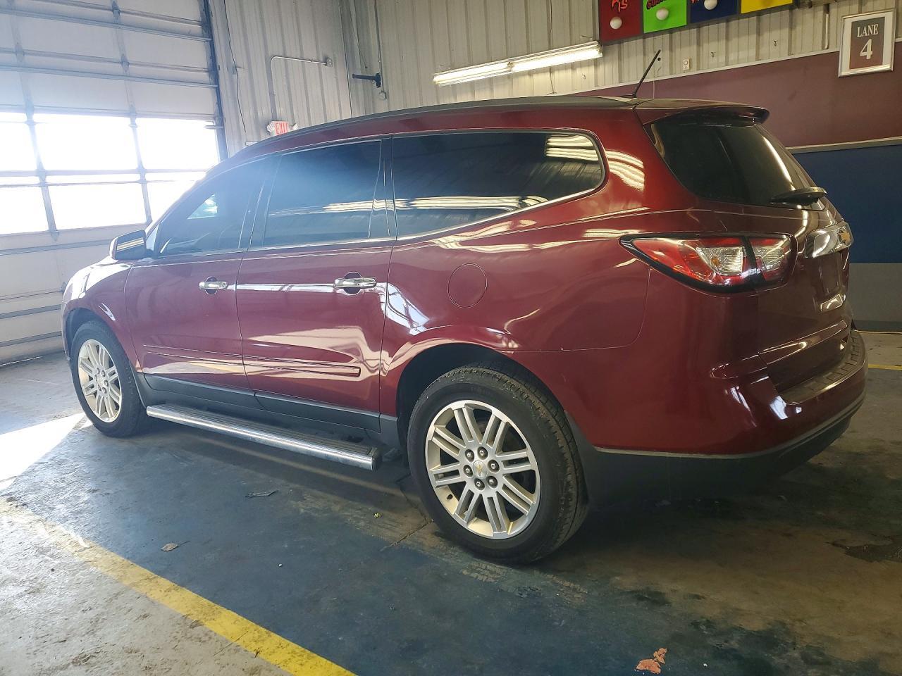 2015 Chevrolet Traverse Lt - Image 2