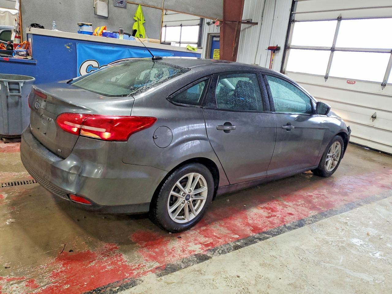 2018 Ford Focus Se - Фото 3