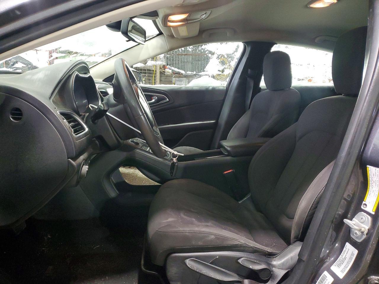 2015 Chrysler 200 Limited - Фото 7