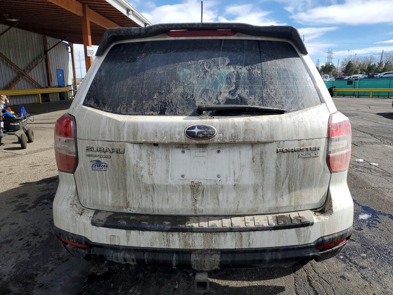 2015 Subaru Forester 2.5I - Image 6