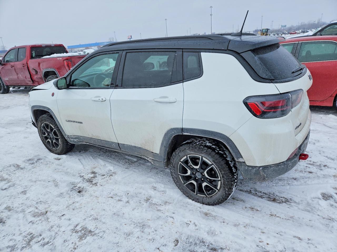 2024 Jeep Compass Trailhawk - Фото 2