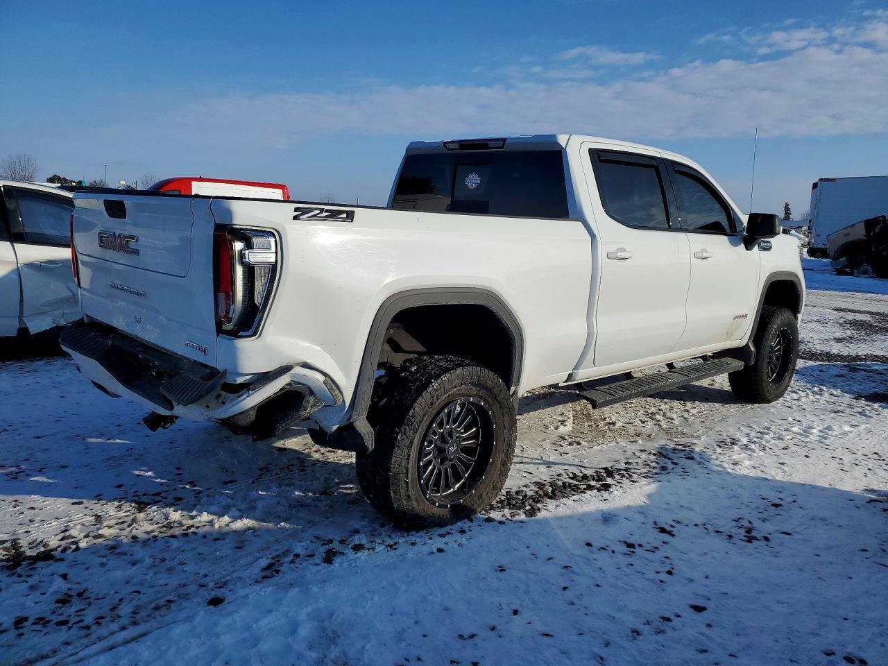 2019 GMC Sierra K1500 At4 - Фото 3