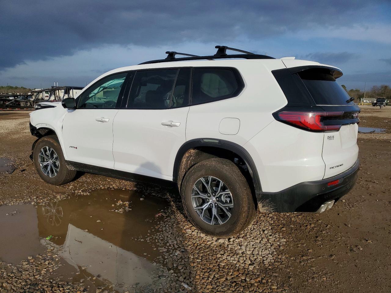2026 GMC Acadia At4 - Фото 2